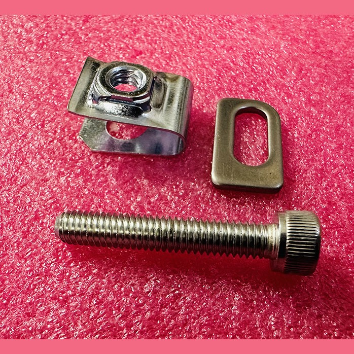 Комплект крепления M6 для резиновой вставки устья поручня GAA72BW1 Otis