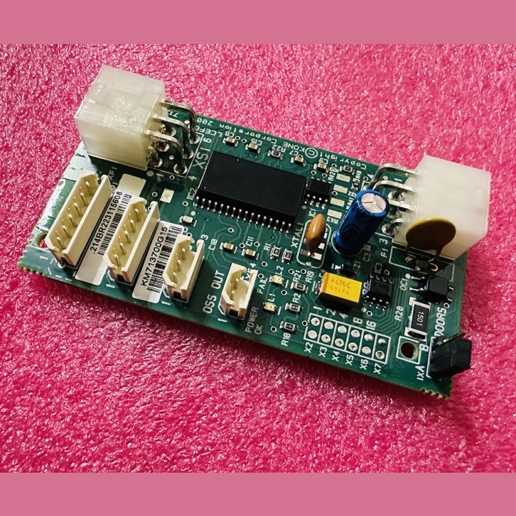 Плата этажного модуля LCEFCB KM713700G15 Kone