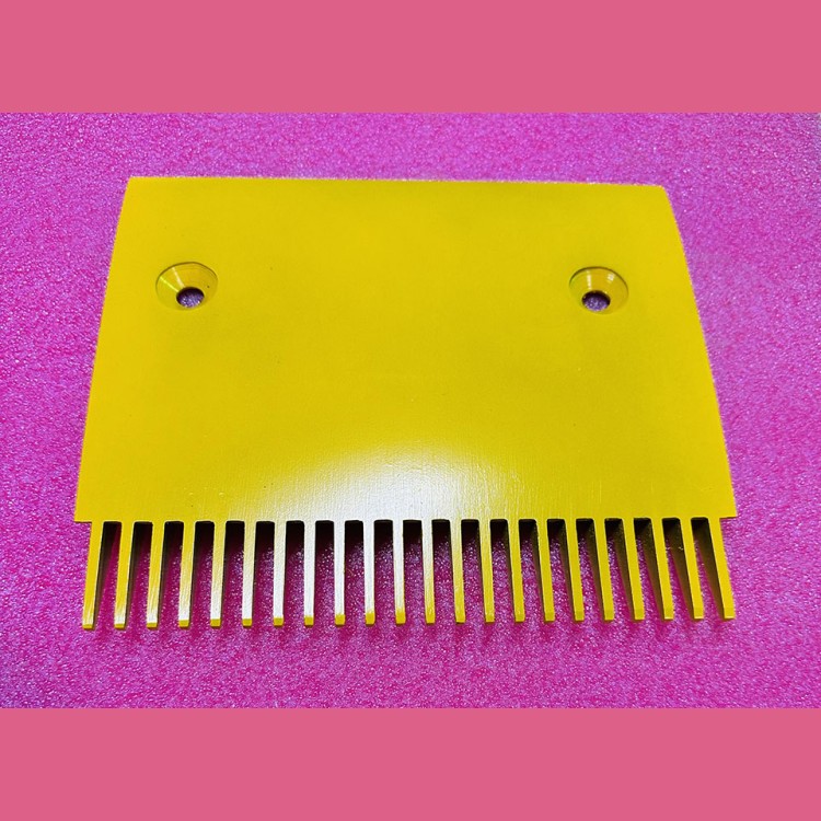 Гребенка левая желтая 22 зуба траволатора 9500 205,4x181,36 Schindler