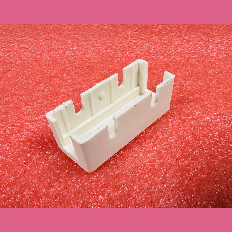 Кожух-крышка защитная для выключателя ВП73 ГТИМ 301 264 003