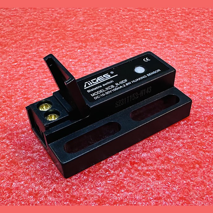 Выключатель бистабильный 10-30VDC 100mA 2.8W KCB_R-IIIDF Aiges