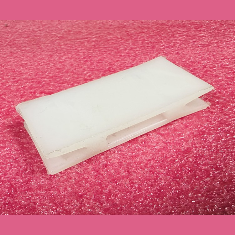 Вкладыш башмака ДК/ДШ старых серий 1000ПСБ.06.01.052 КМЗ