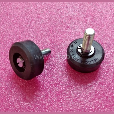 Ролик замка d-32 мм с осью 3215.05.0037 Selcom