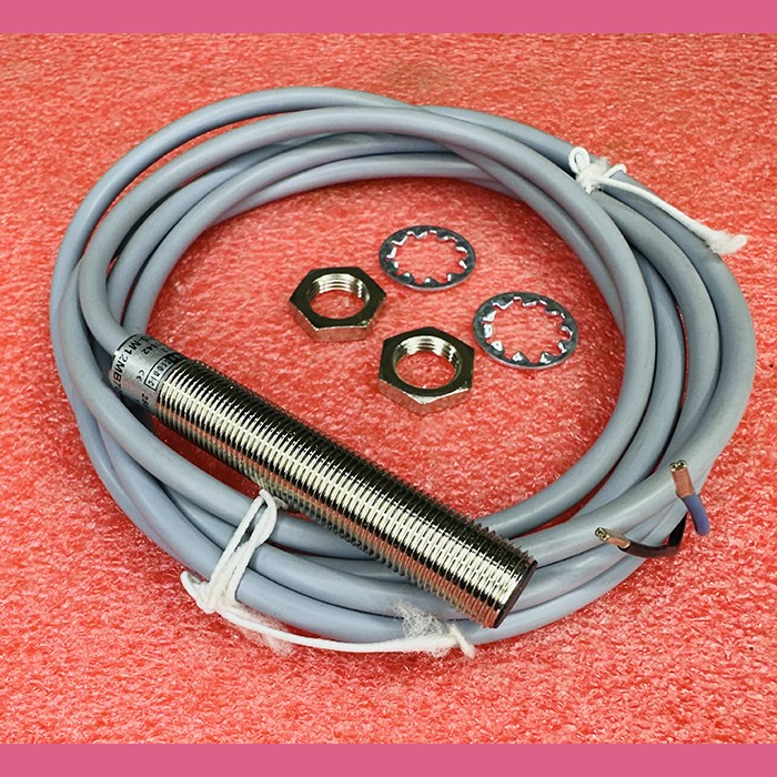 Датчик магнитный NO 250VAC KR5-M12MB70-AZS Pulsotronic