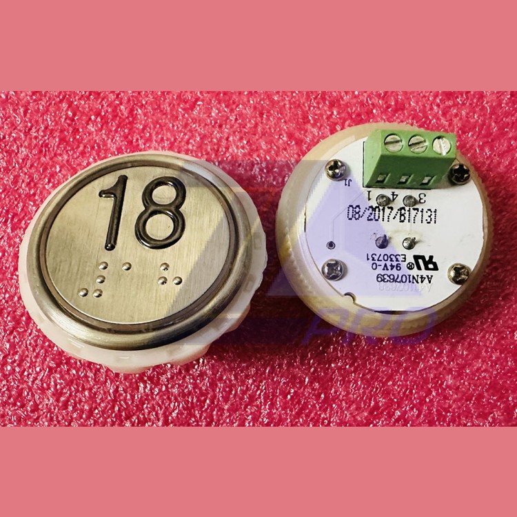 Кнопочный модуль с шрифтом Брайля 18 разъём под винт A4N107639 MA2D04-D-R-18 ЩЛЗ КМЗ