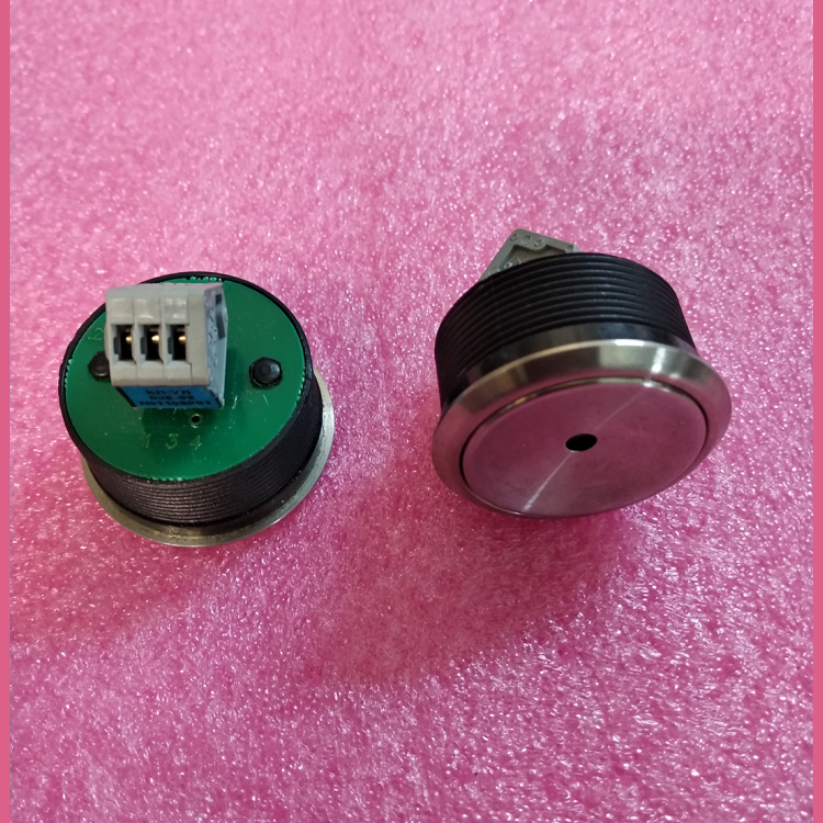 Кнопка КЛ-УЛ-035 (VR вандалоустойчивая с точечной зеленой индикацией)