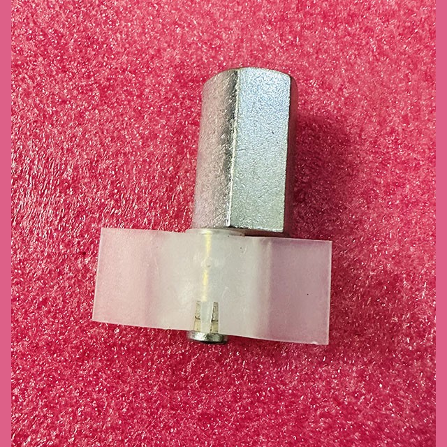 Башмак дверей эксцентриковый ELM0411.05.00.00.003/4 MEL