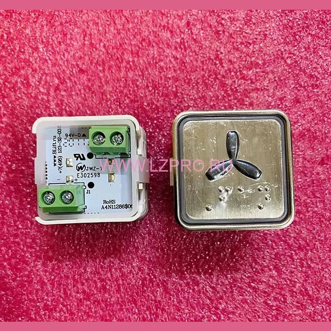 Модуль кнопочный красная подсветка код Брайля "вентилятор" A4N11286$06 BBP-S303-VMPLS-S-R-FAN (KA302-S-R-FAN) ЩЛЗ