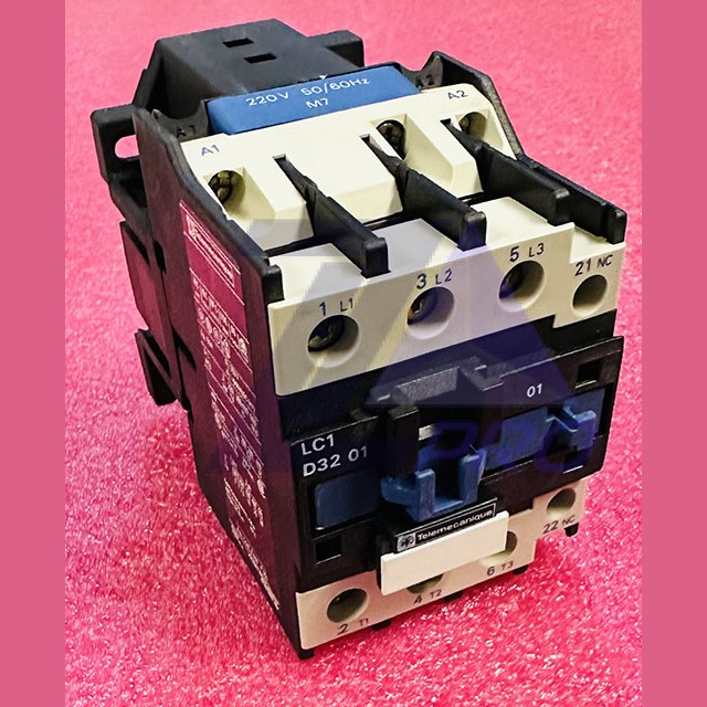 Контактор 220V LC1D3201M7 Telemecanique France