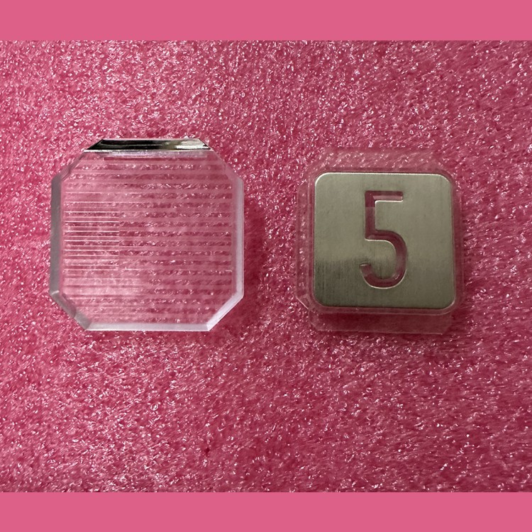 Нажимной элемент "5" квадратный (высокий держатель) KM51027511V005 KONE