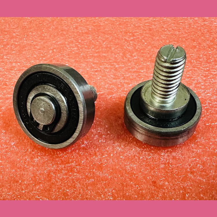 Ролик D=30mm W=9mm с эксцентриком дверей шахты KM378032G01 Kone