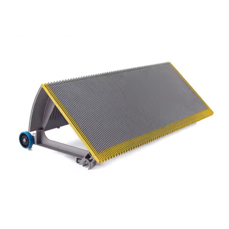 Ступень эскалатора 800мм (с фиксирующим пальцем) 506NCE/508XO Otis