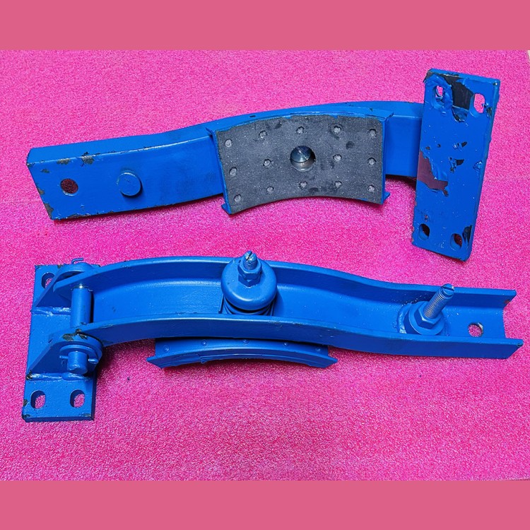 Рычаг (колодка D=300мм) в сборе 406.02.02.010М МЛЗ