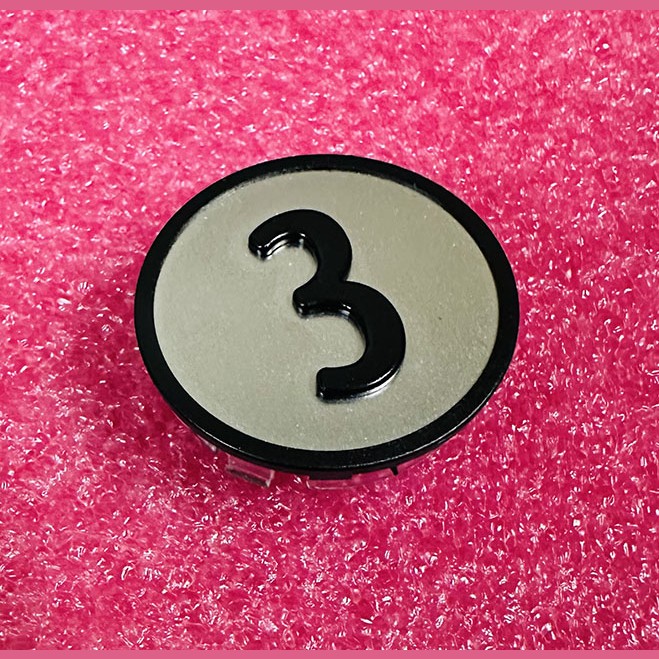 Толкатель кнопочного модуля (накладка) "3" черный KM801054G003 Kone