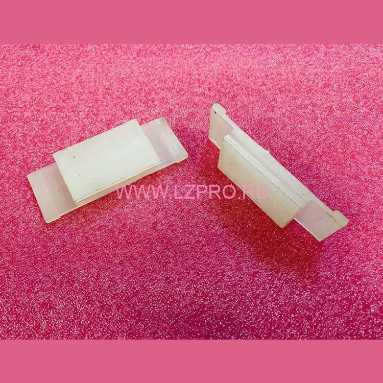 Башмак двери кабины 0411.06.01.009 ЩЛЗ