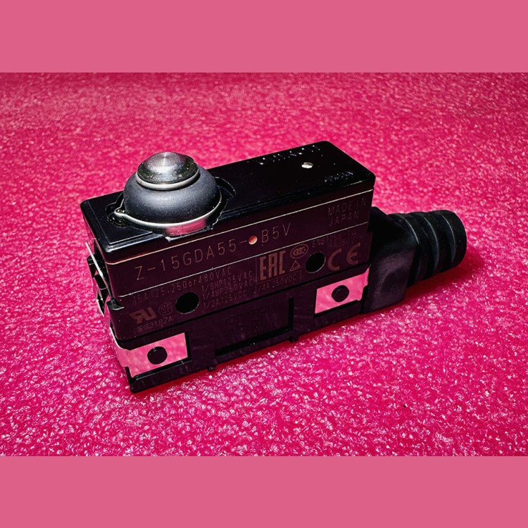 Микровыключатель Z-15GDA55-B5V