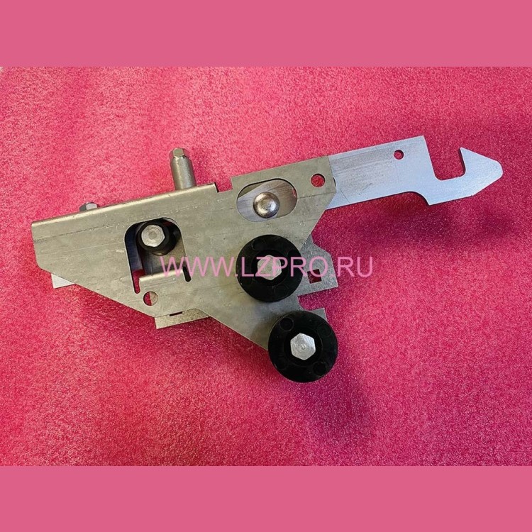 Замок дверей шахты левый 0411Е.06.05.090-01 Ecomaks