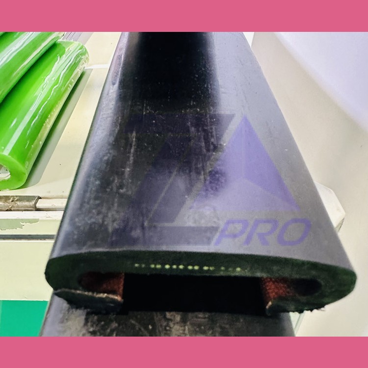 Поручень эскалатора D1-82 мм d-33 мм H-34 мм чёрный SWE Schindler SKG