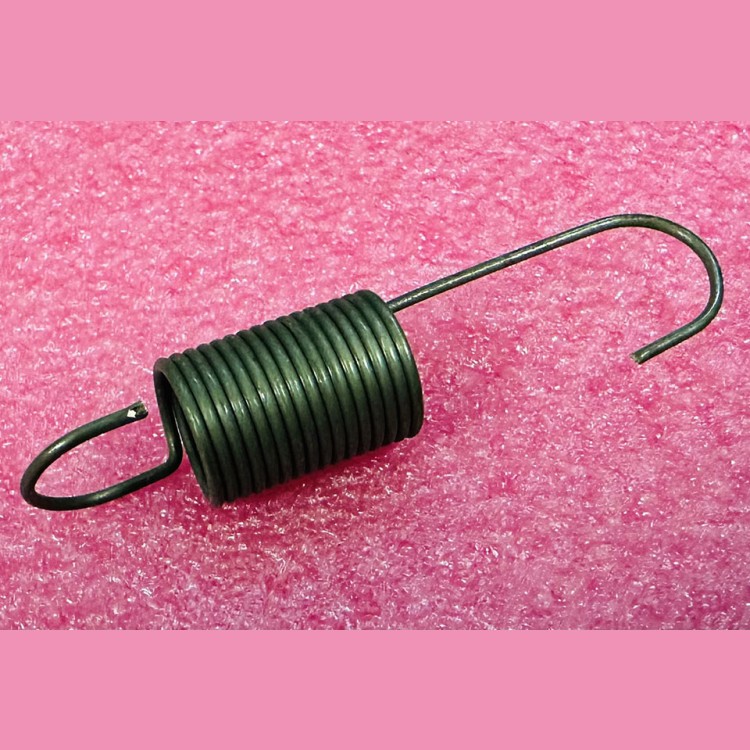 Пружина собачки МАГ дверей кабины МАГ07.01.02.005 КМЗ